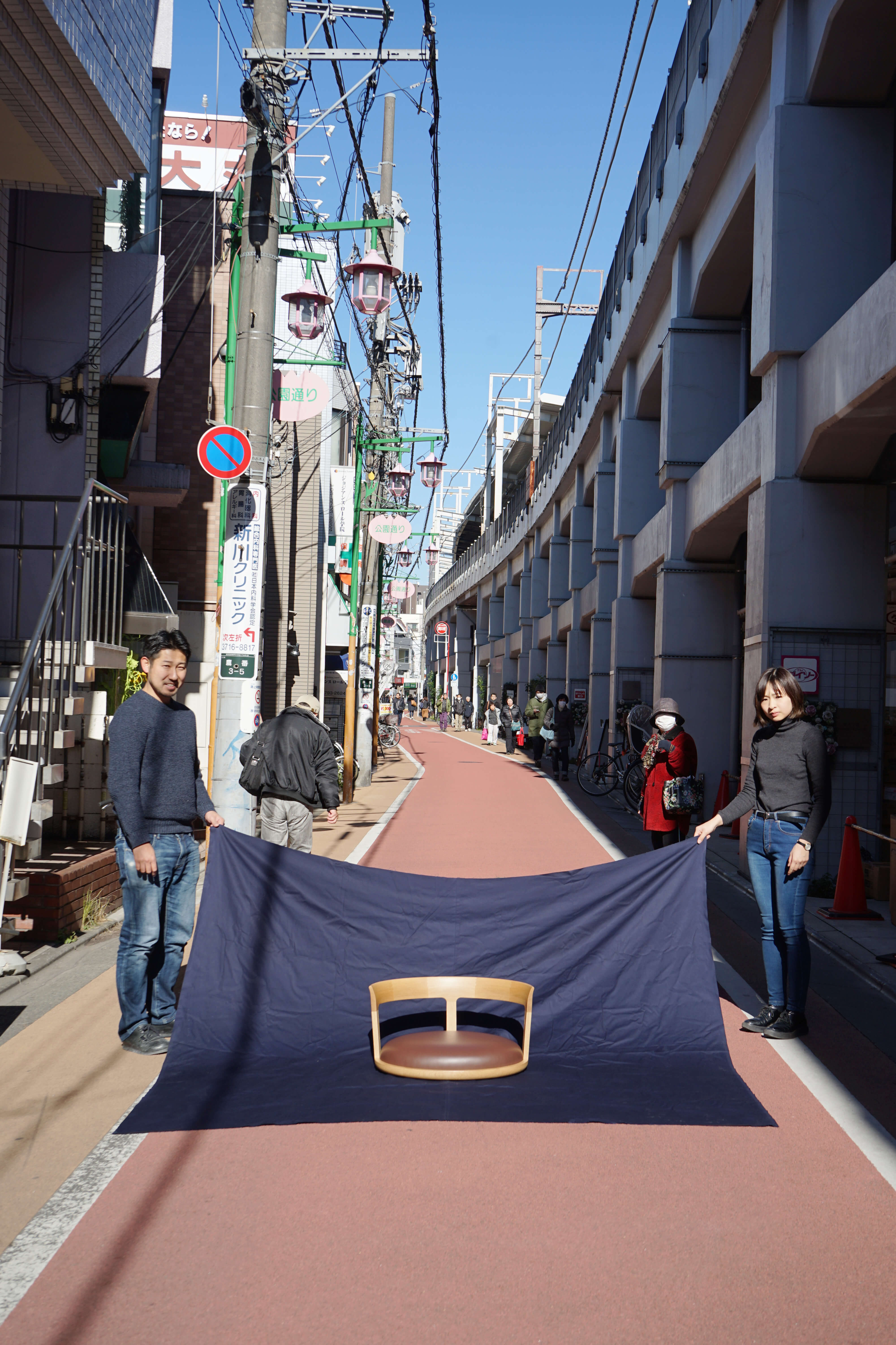 Profiler, Exploring: Cross Cultural Chairs Colonization of the act of sitting (Fig. 14)