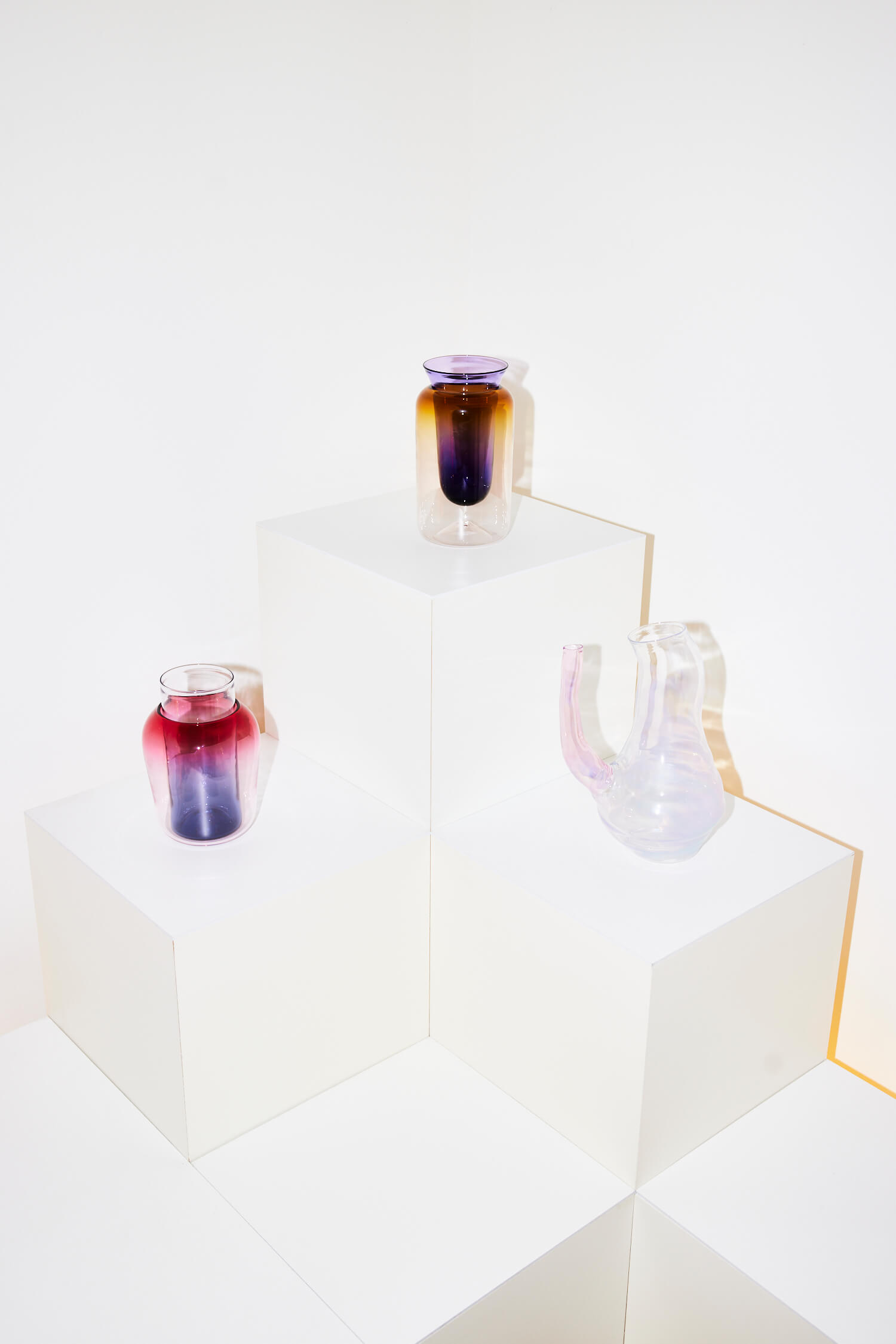 Profiler, Exploring: Hans Ulrich Maurer Extraordinary Design (Fig. 4)