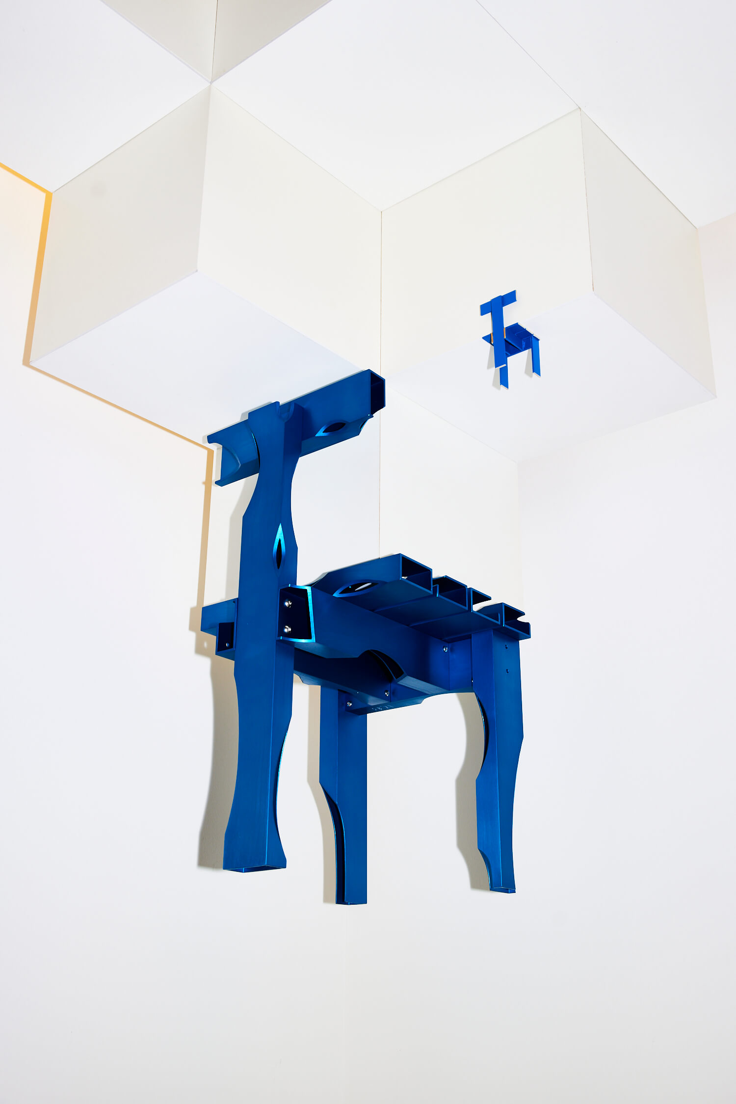 Profiler, Exploring: Hans Ulrich Maurer Extraordinary Design (Fig. 10)