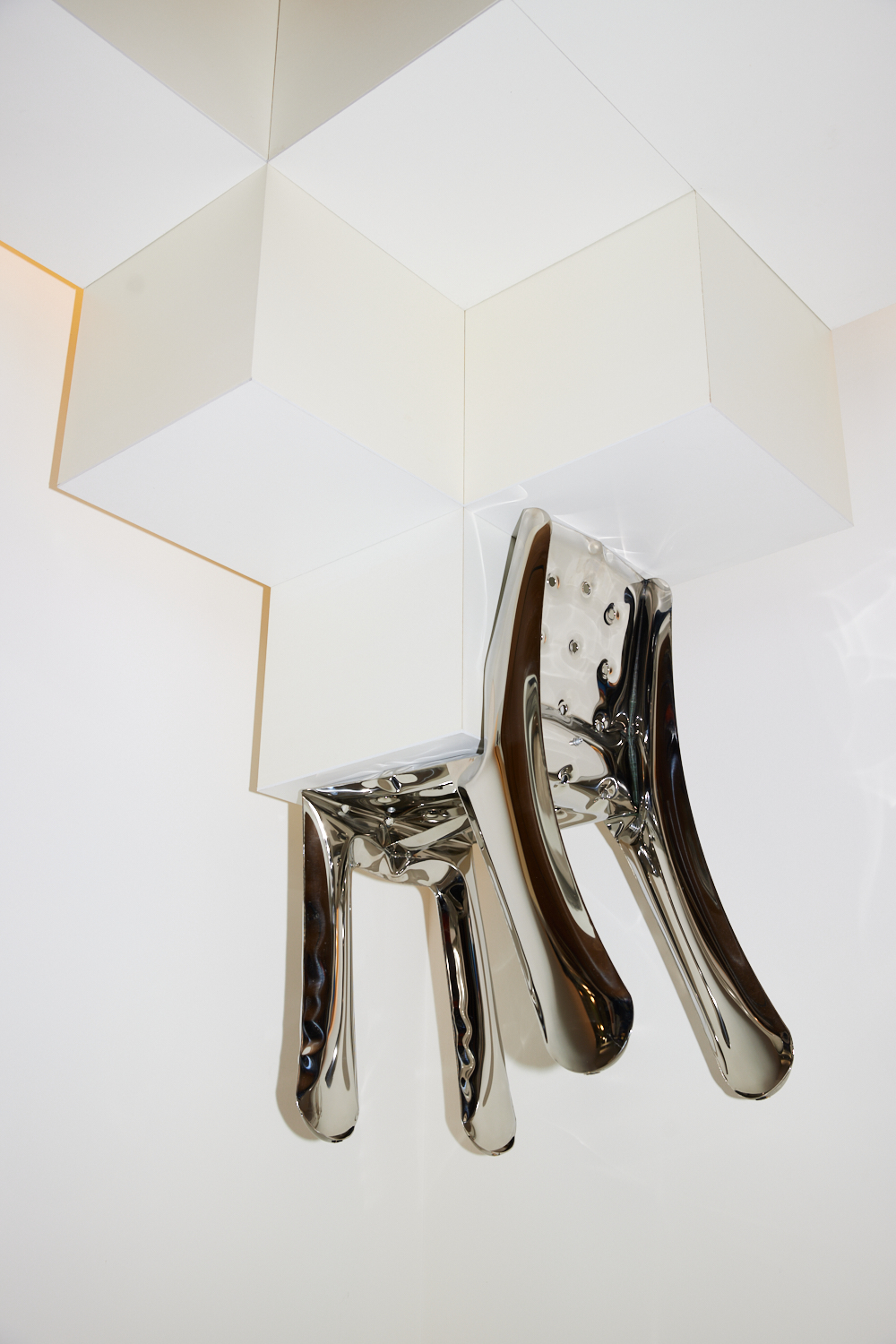 Profiler, Exploring: Hans Ulrich Maurer Extraordinary Design (Fig. 9)