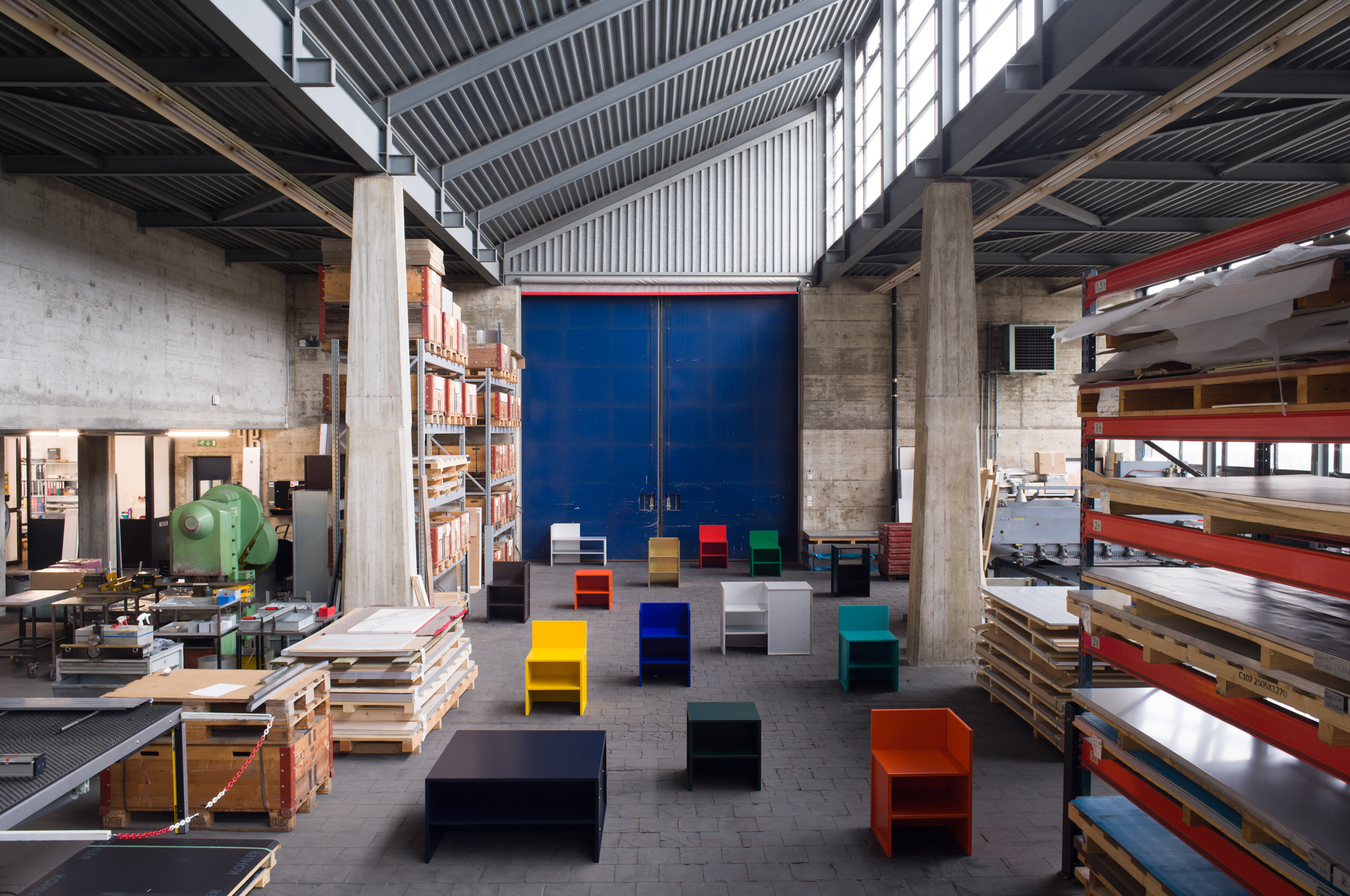 Profiler, Reading: Judd, LeWitt & Bill Made by Lehni At Hauser & Wirth (Fig. 1)