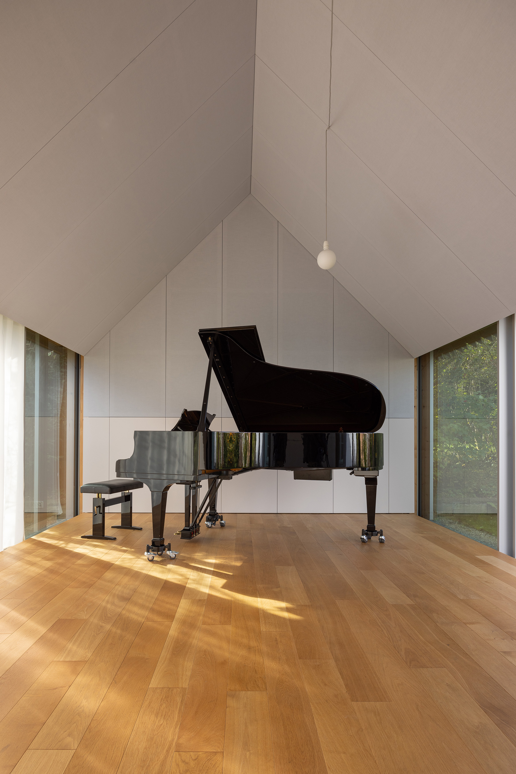 Profiler, Exploring: Lorenz Bachmann Echoes of Architecture (Fig. 4)