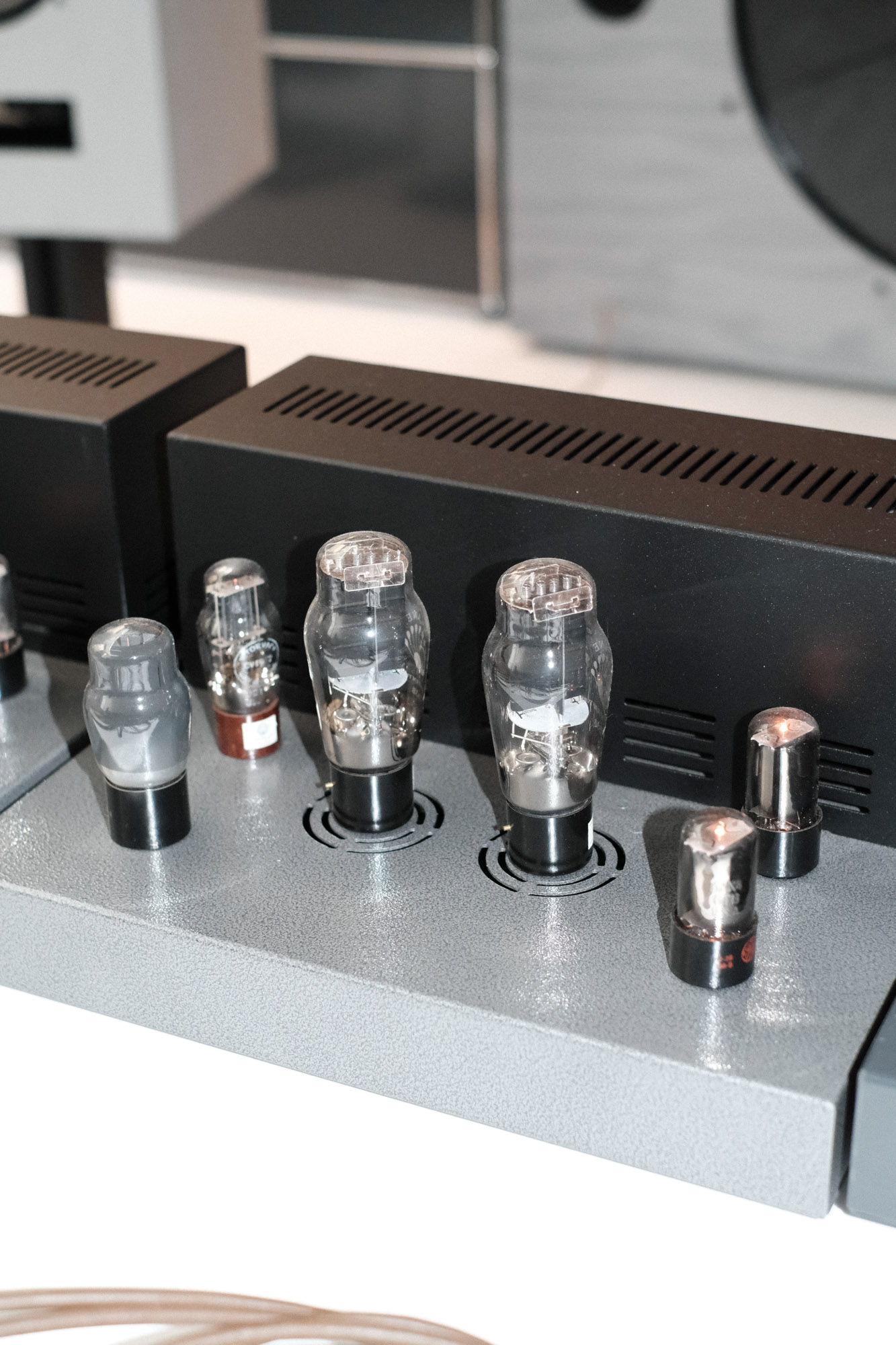 Profiler, Reading: USM × OJAS Listening Room (Fig. 8)